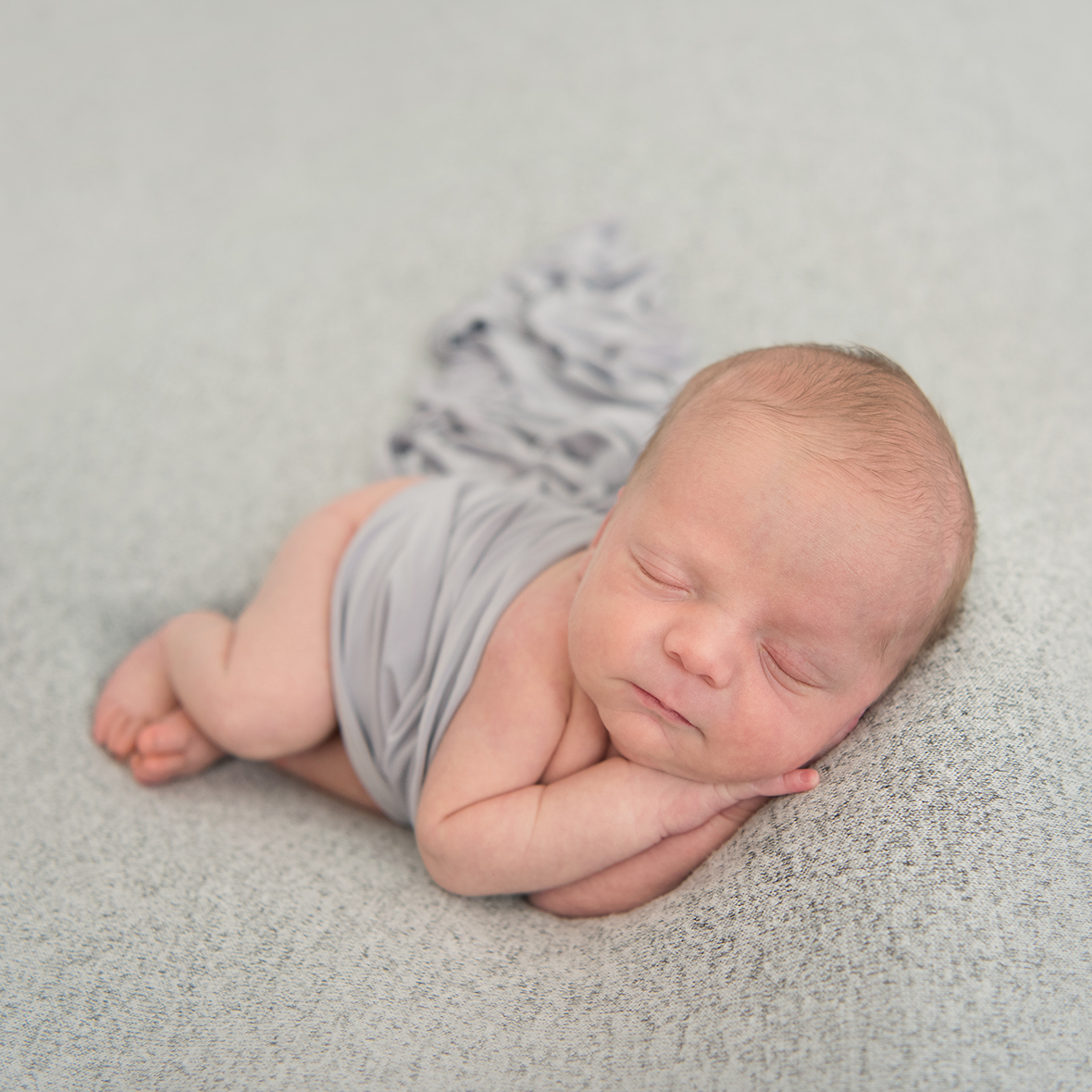 baby-fotografering-grey baby-fotografering-grey